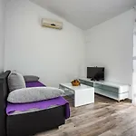 Apartament Buskulic