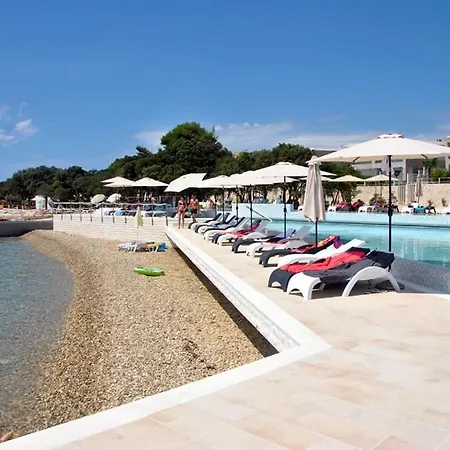 Buskulic 公寓 佩特坎内