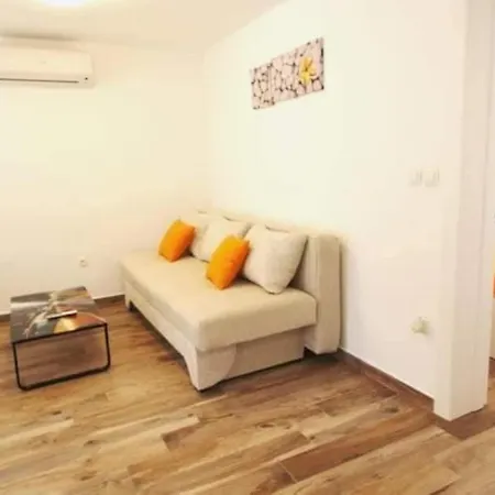 Buskulic Apartment Petrcane